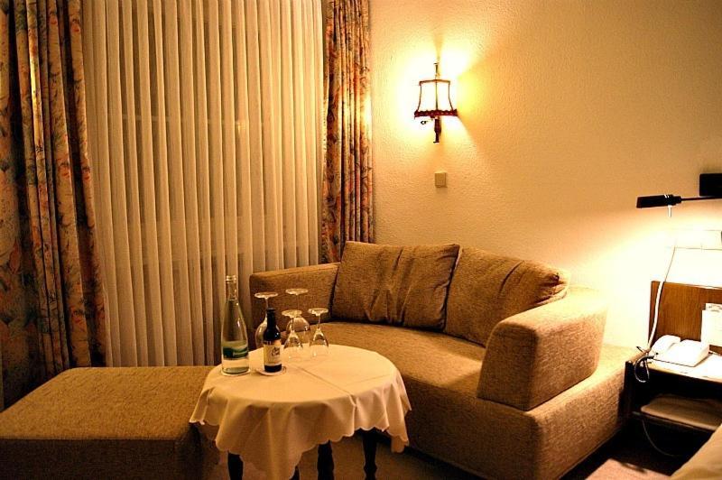 Hotel Restaurant Bären Freudenstadt Rum bild