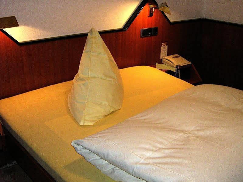 Hotel Restaurant Bären Freudenstadt Exteriör bild